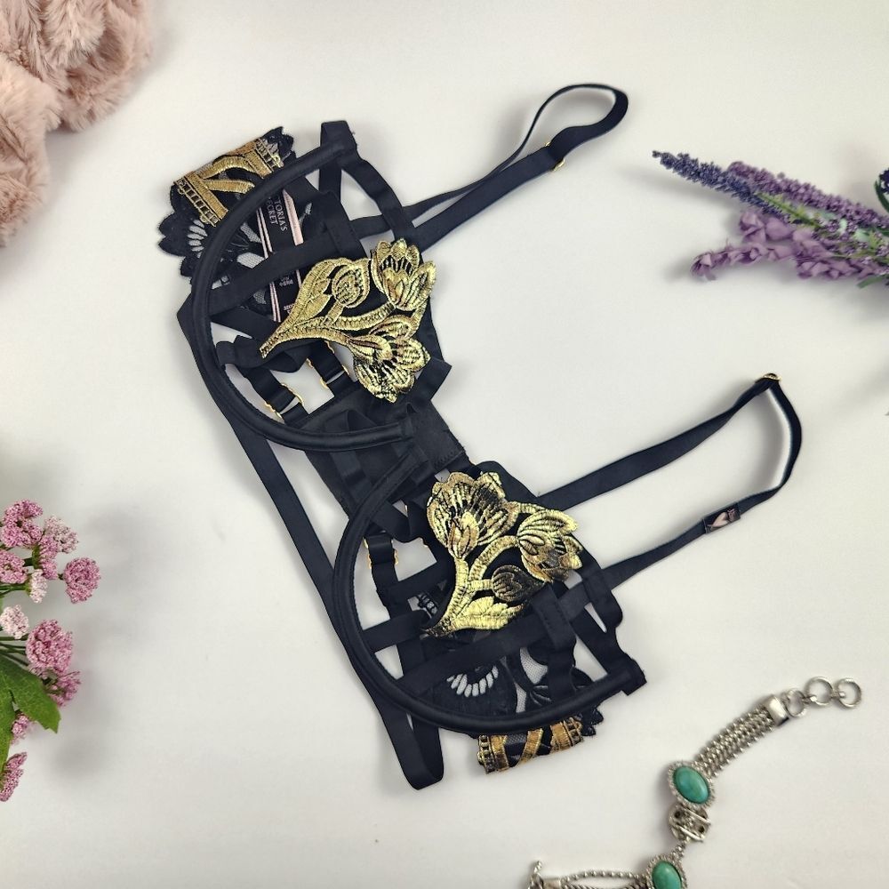32DD {Victoria's Secret} Gold {Embroidered} Strappy Bra
